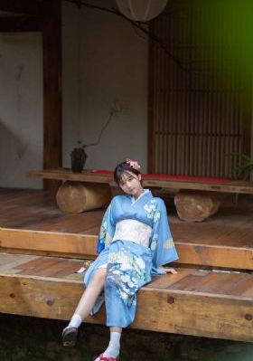 蛋糕上的草莓